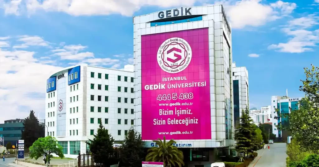 جامعة إسطنبول جيديك