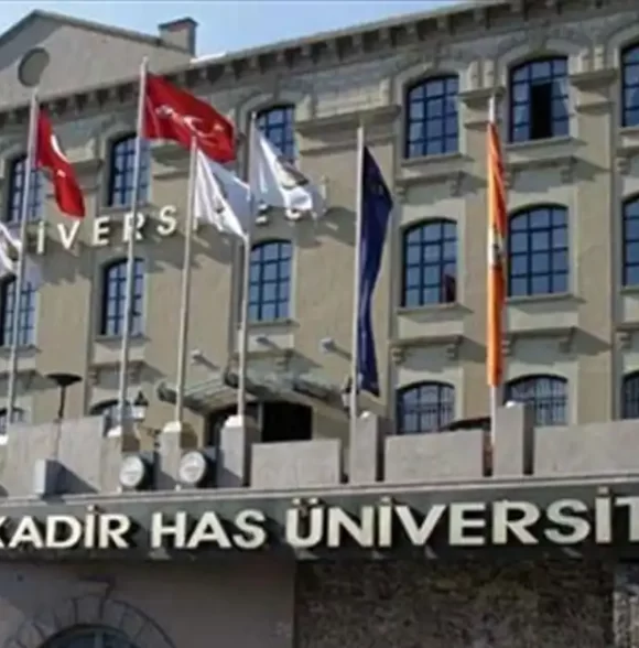 جامعة قادر هاس